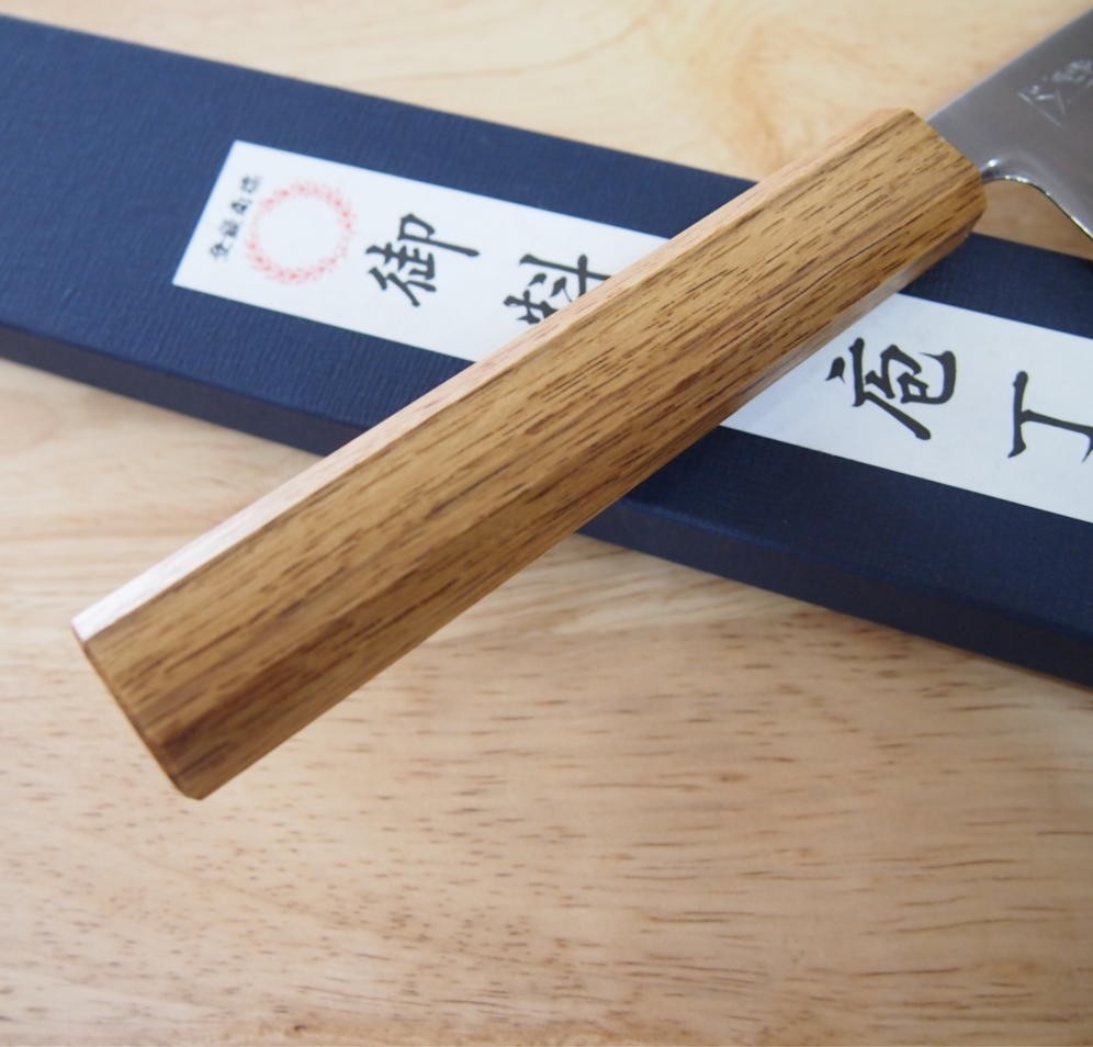 三浦 MIURA 粉末ハイス 三徳 樫八角柄 (165mm)