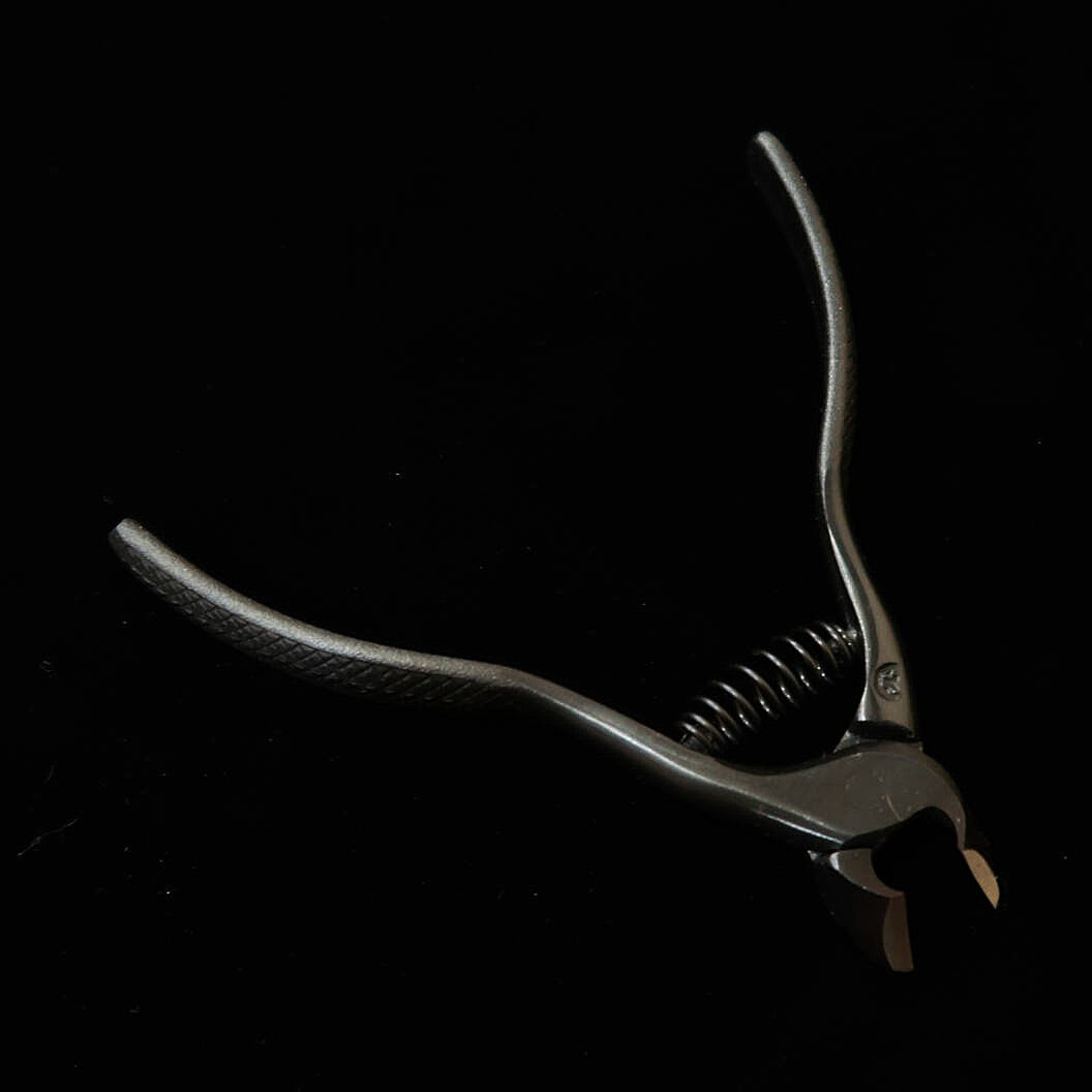 Miura Forged Nail Clippers, Nipper Type, with File, in Paulownia Wood Box