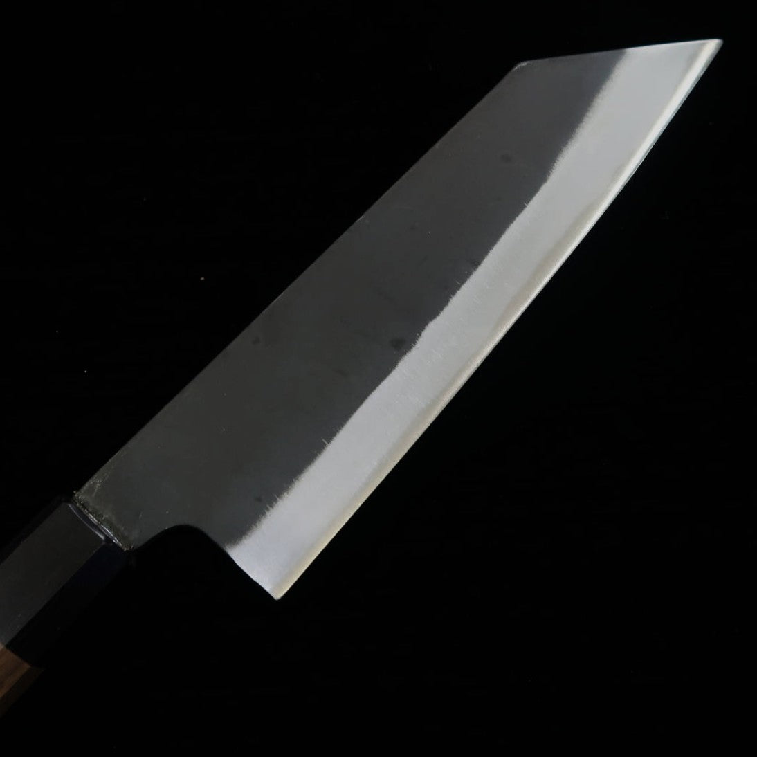 Bunka MIURA Aogami acabado negro mango octogonal de nogal (190mm)
