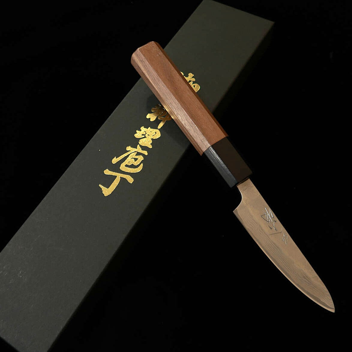 三浦MIURA ペティ 440C ニッケルダマスカス 33層 鎚目 胡桃柄(80mm)