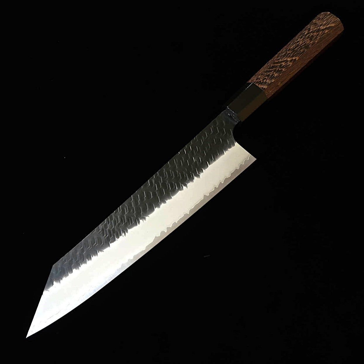 二唐刃物鍛造所 NIGARA 切付牛刀 SG2 鎚目黒打 ウェンジ八角柄(240mm)