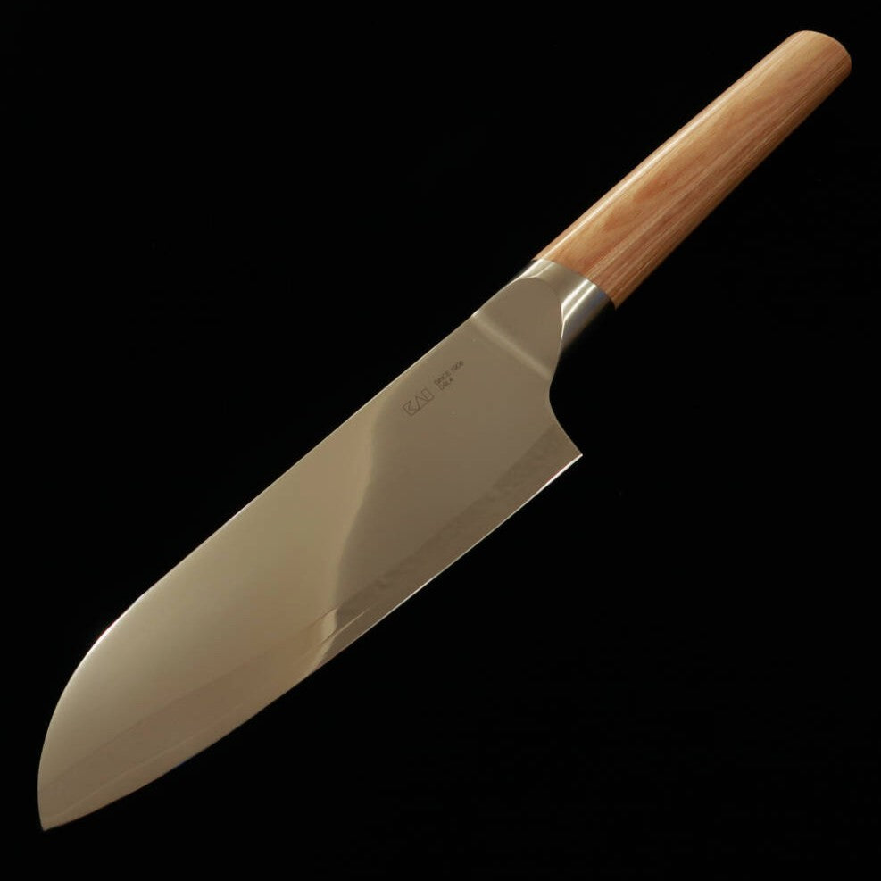 SEKI MAGOROKU 10000CL AE-5253 Santoku pequeño (145 mm)