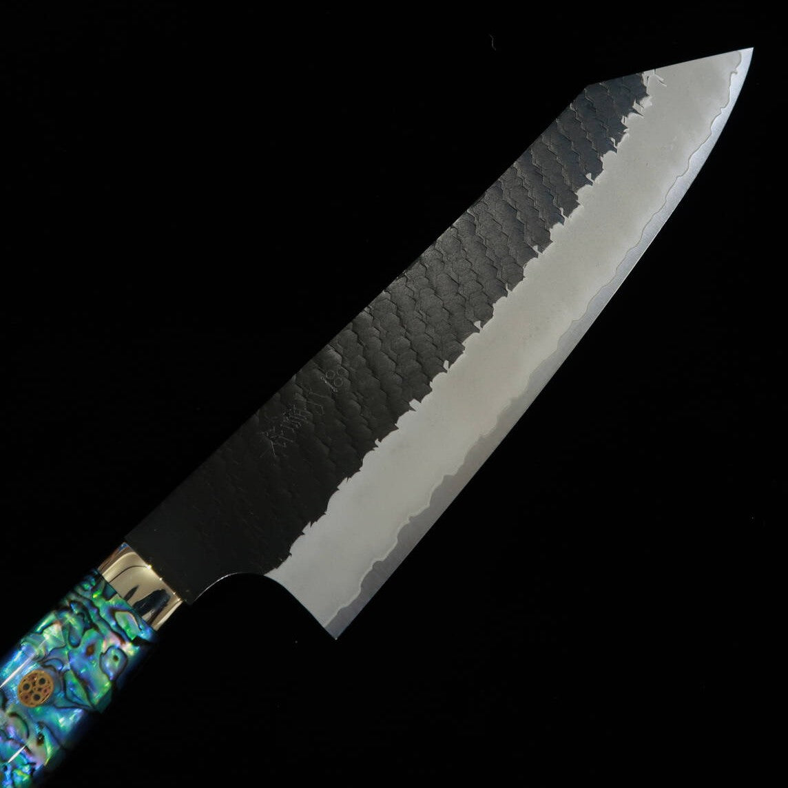 二唐刃物製造所 NIGARA 切付牛刀 SG2 黒打鎚目 螺鈿柄 (210mm)