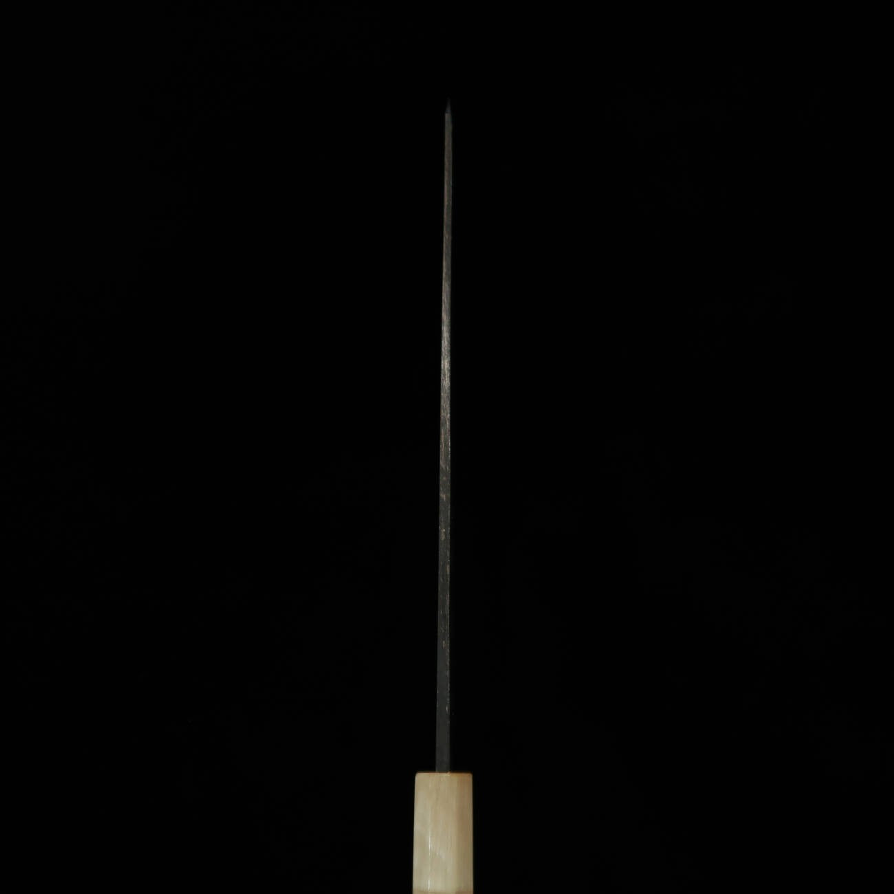 MIURA Itadaki Kiritsuke Yanagiba acier blanc n°2, finition noire, manche octogonal en magnolia et buffle blanc (270/300 mm)
