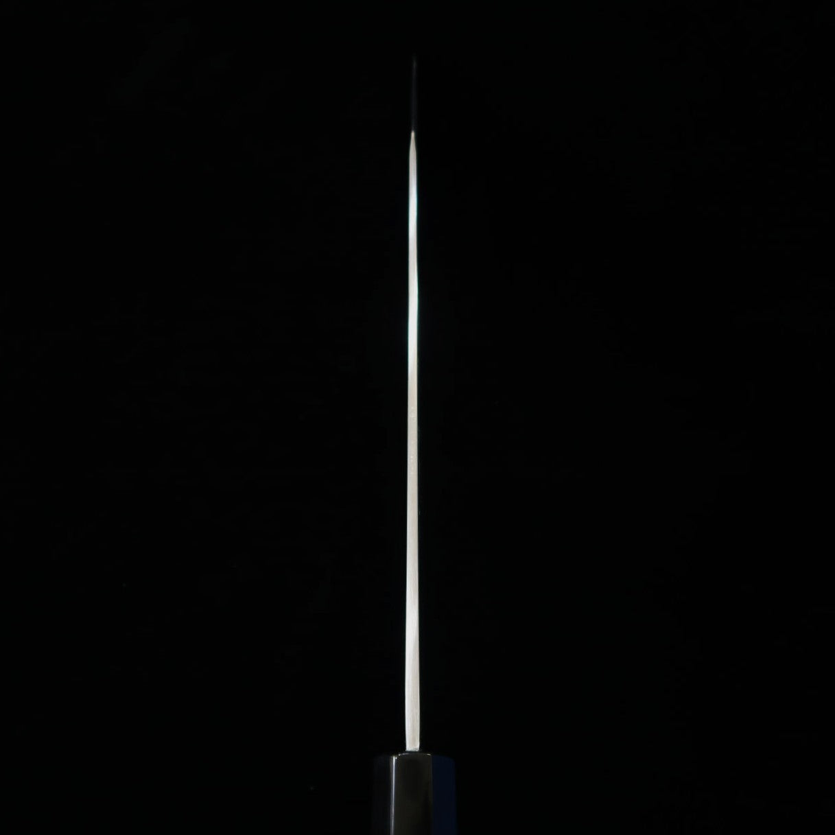 Chef Hiro × Miura Miura Kai Modelo Especial "Hiro" Gyuto K-tip largo Gin-san Kasumi Anel de chifre de búfalo preto com prata, cabo octogonal de ébano 8 sun (240mm)