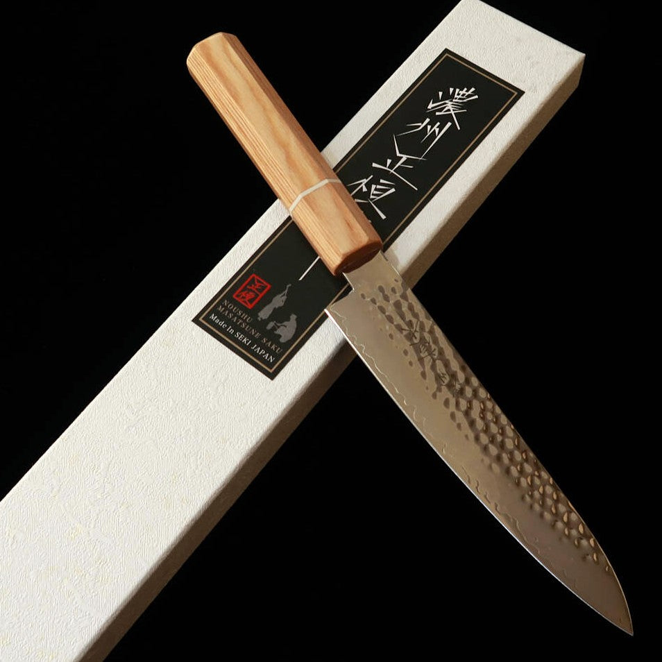 V.ROAD Nosyu Masamune Petty, VG10 33-Layer Damascus Tsuchime, White Pakkawood Handle (150mm)
