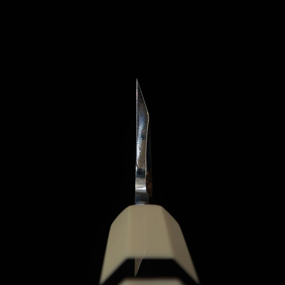 三浦MIURA 出刃 左利き用 銀紙三号 木砥仕上げ コーリアン柄(165mm)