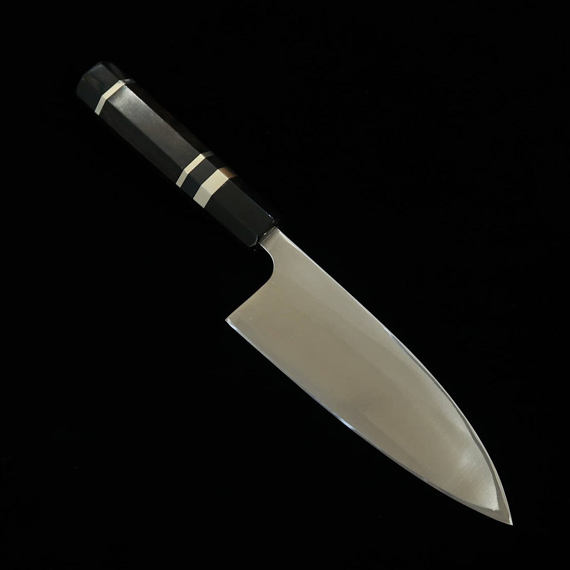 三浦MIURA 出刃 左利き用 銀紙三号 木砥仕上げ 黒檀銀巻柄(150mm)