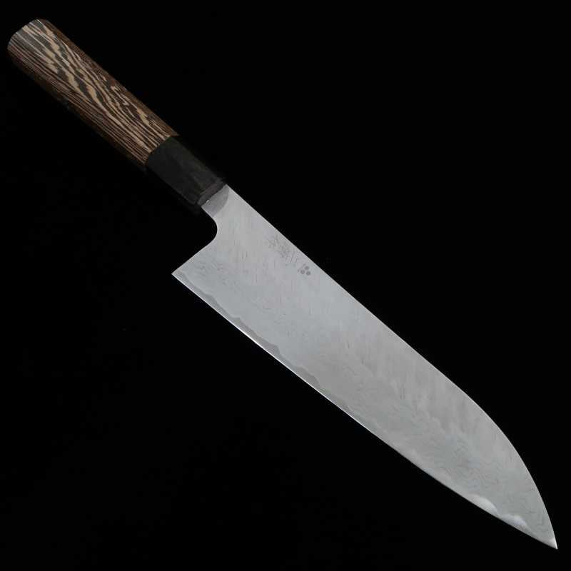 Nigara Forged Cutlery NIGARA VG10 Gyuto damassé martelé, manche en wenge (210/240 mm)