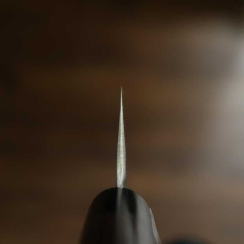 Gyuto IKENAMI HAMONO Shirogami No. 1 acabamento Kurouchi e cabo em cerejeira (210-270mm)
