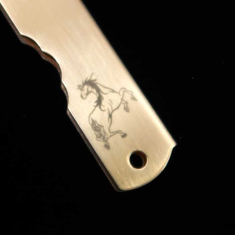 KANEKOMA Higonokami Aogami Incrustation laiton Série du zodiaque - Cheval - (73mm)