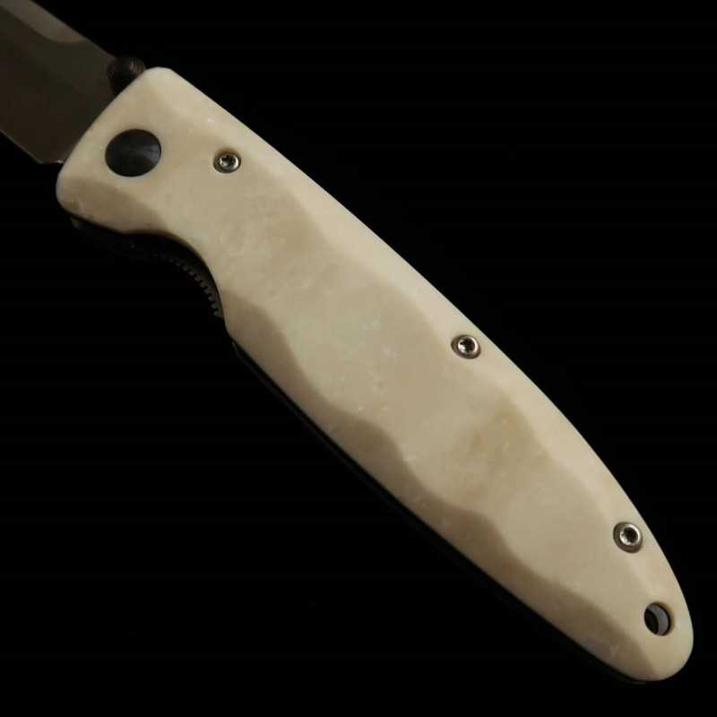 MCUSTA Classic Wave Corian, navaja plegable MC-0019V (85mm)