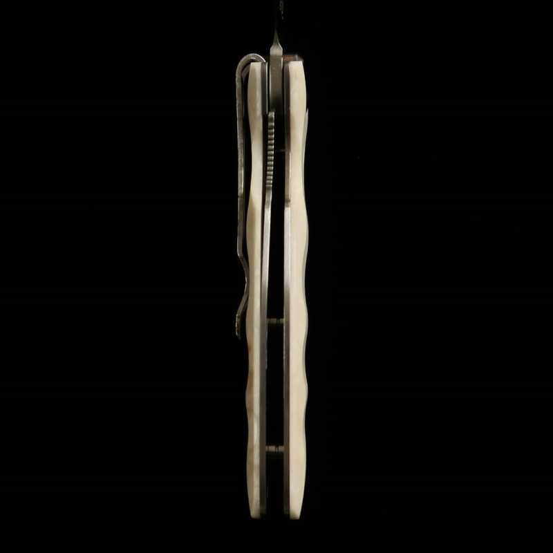 MCUSTA Classic Wave Corian, navaja plegable MC-0019V (85mm)