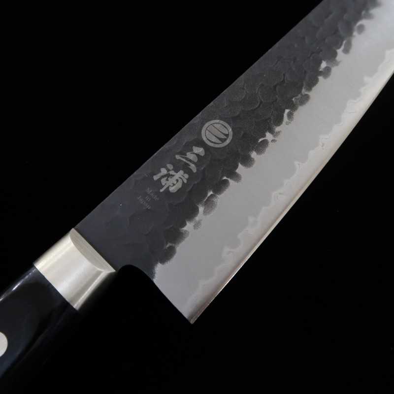 MIURA Aogami Super, martelé noir, Santoku, manche en contreplaqué noir (180mm)