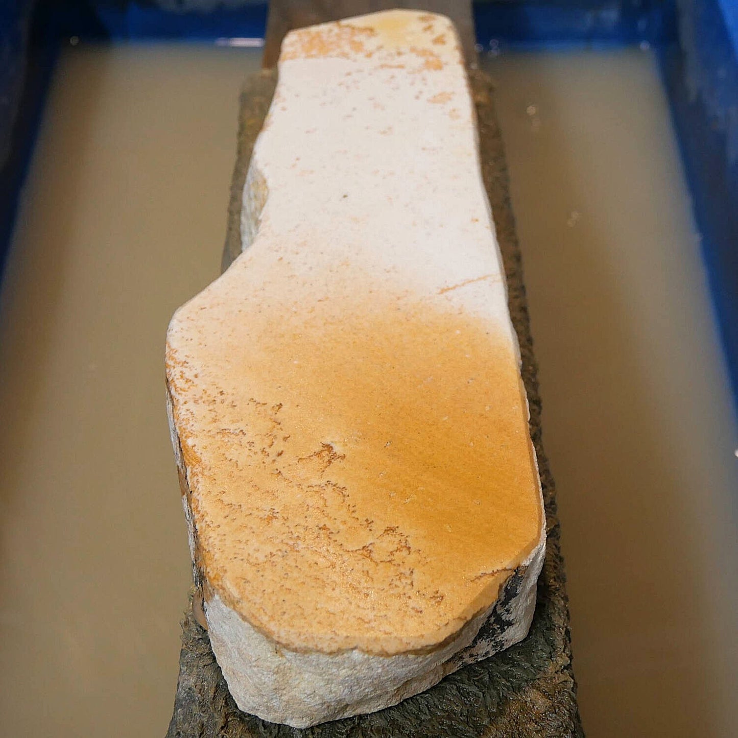 Miotsukushihime pierre à aiguiser naturelle Iyo Meito NM02, Sakura, 87×248×30 mm