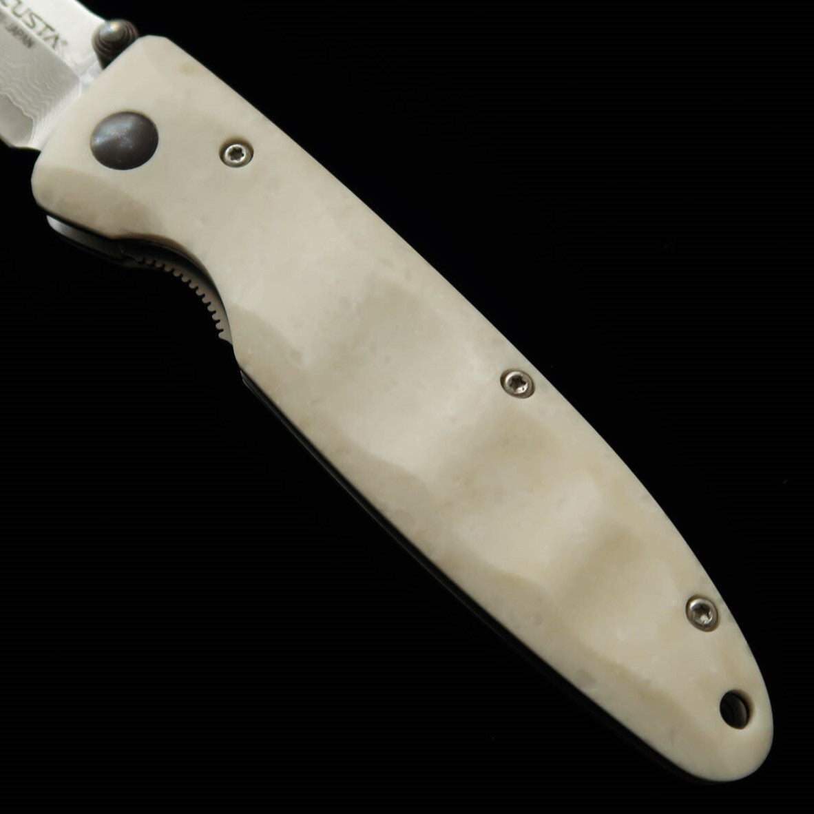 MCUSTA Classic Wave Damascus VG10 with Corian Handle, MC-0019D (85mm)