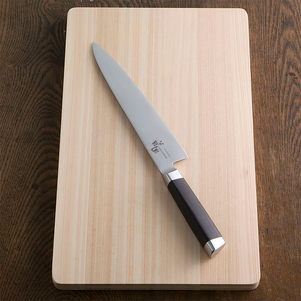 SEKI MAGOROKU 関孫六 Damasco AE5205 Gyuto (210 mm)