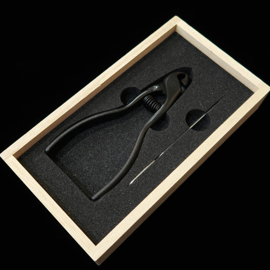 Miura Forged Nail Clippers, Nipper Type, with File, in Paulownia Wood Box