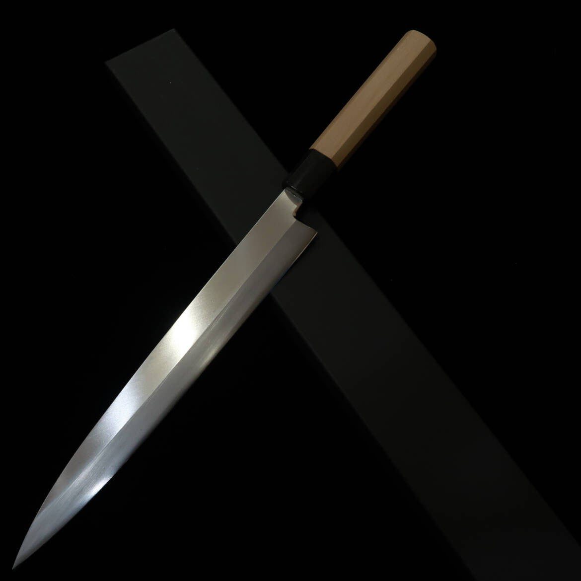 Miura Yanagiba, Ginsan, Left-Handed, Kasumi, with a Water Buffalo horn and Magnolia Wood Octagonal Handle (210-270mm)