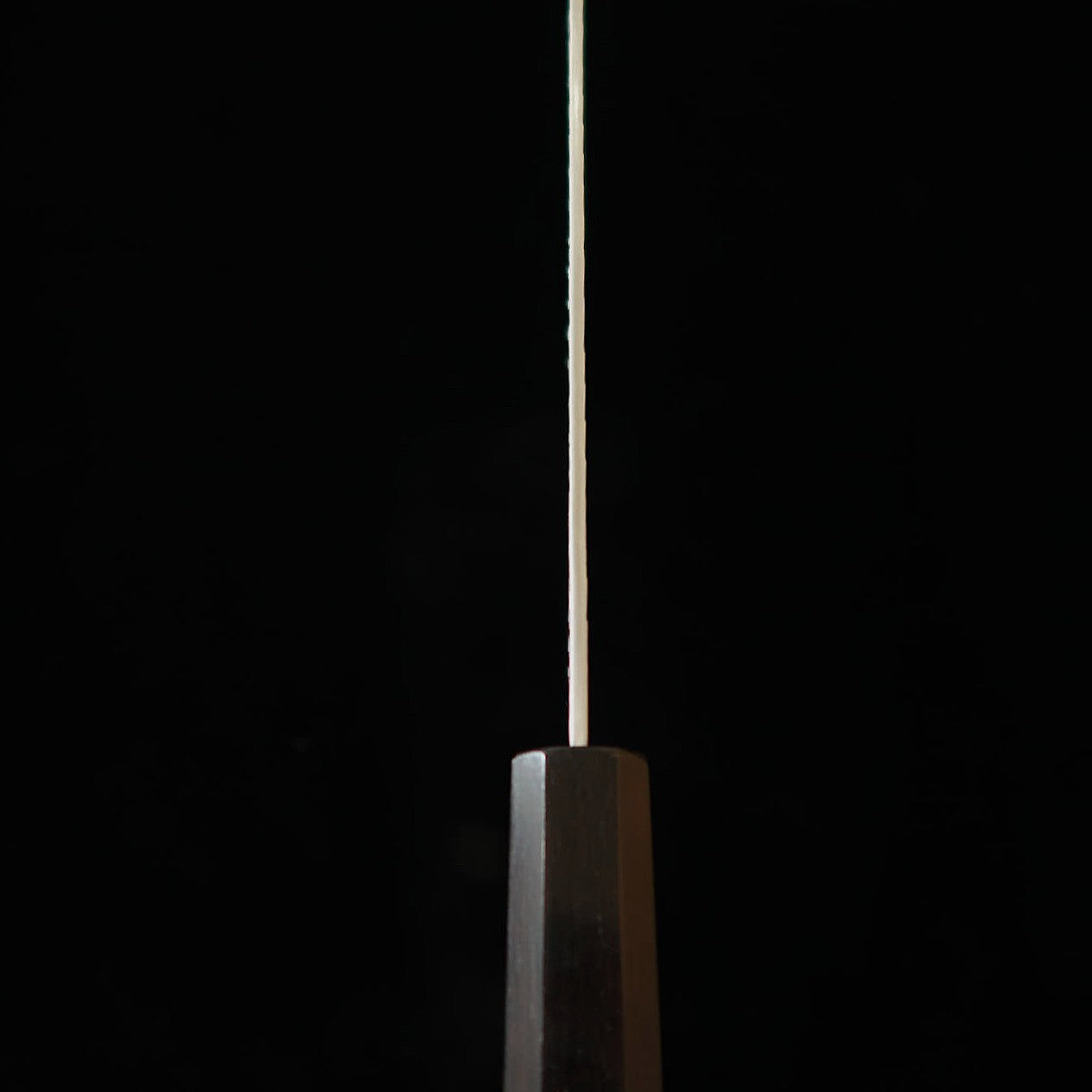 二唐刃物鍛造所 NIGARA SG2 磨き槌目 切付牛刀 黒檀一体型柄 (210mm)
