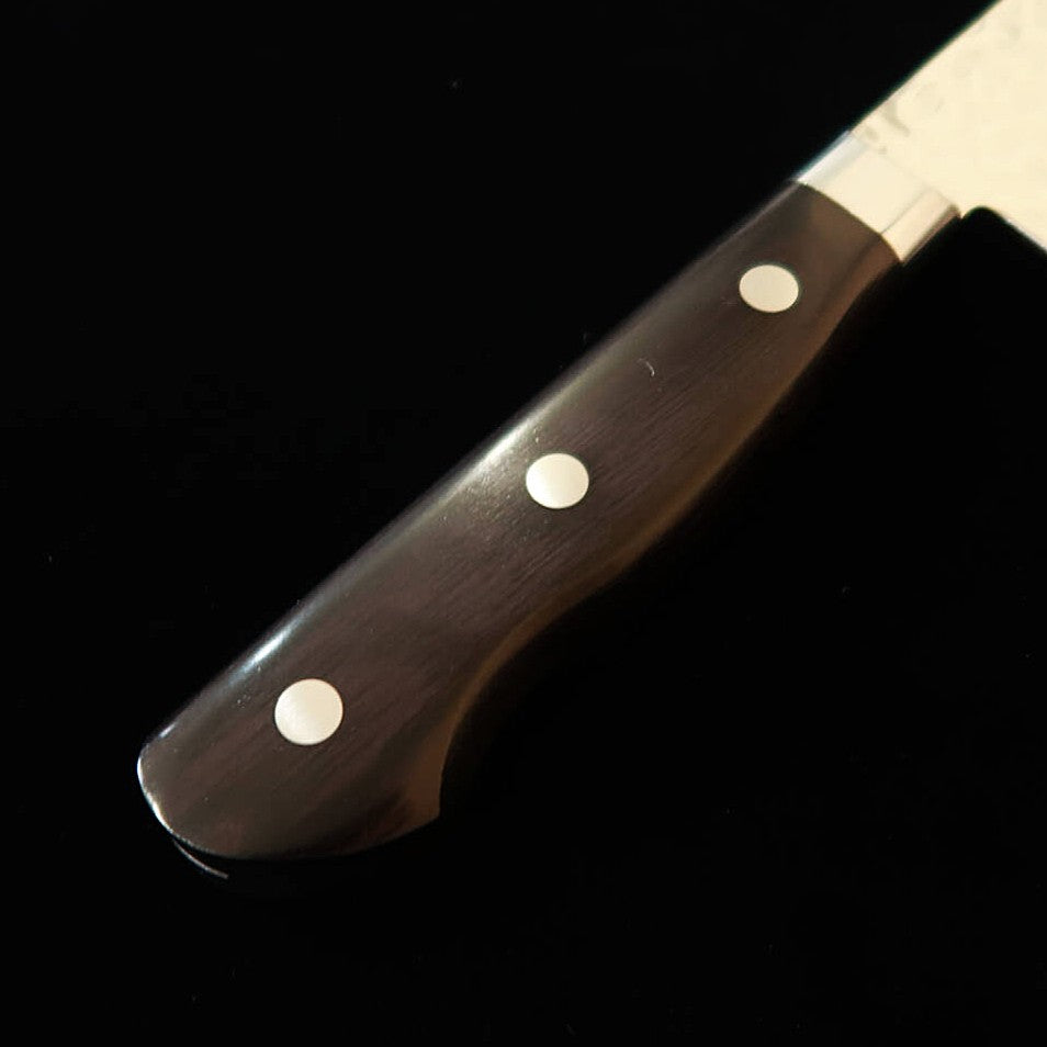 Kotetsu – Santoku VG10, Damasco martelado, cabo em laminado preto (180 mm)
