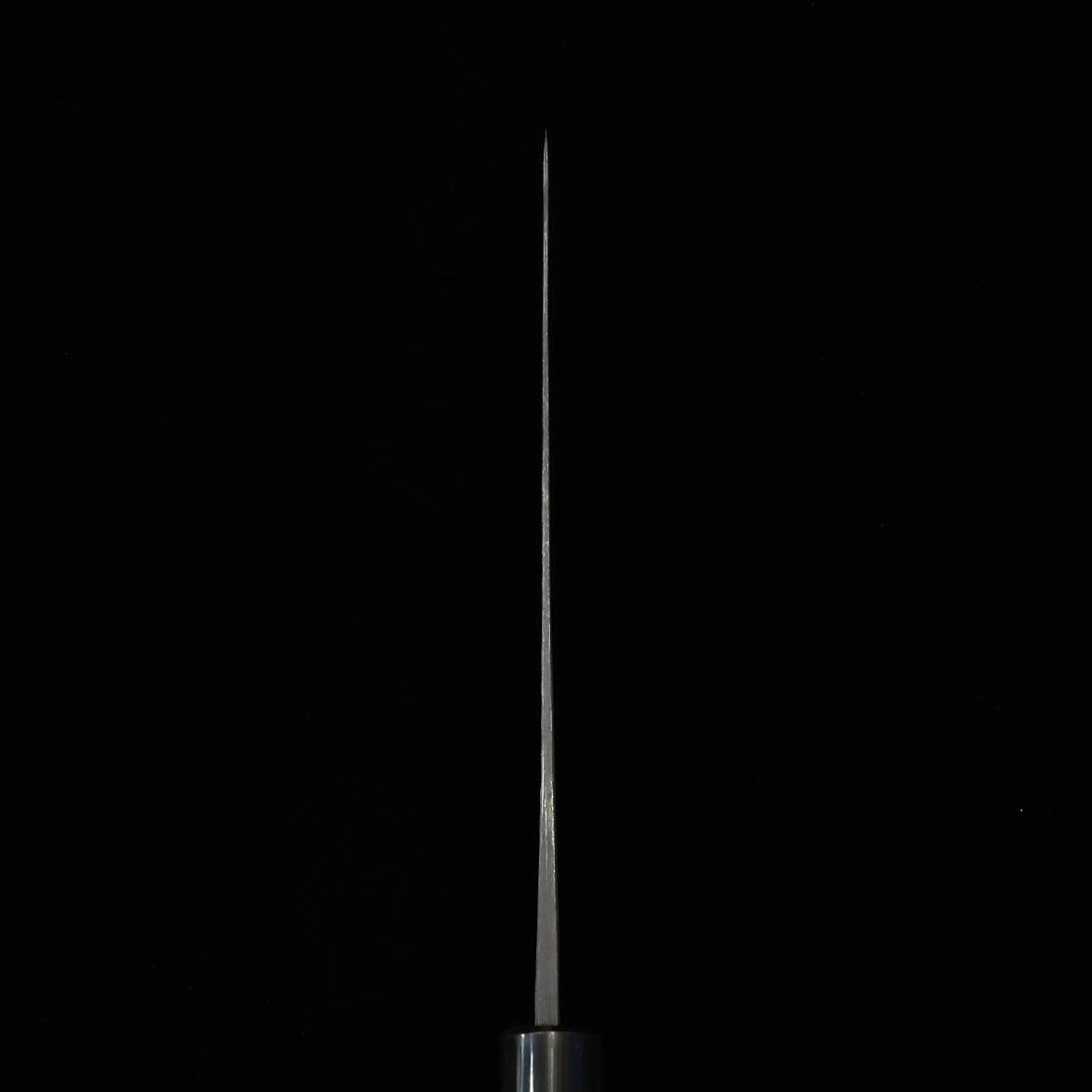 MIURA Gyuto Aço Azul #2 Acabamento Preto Cabo de Magnólia e Búfalo (180/210mm)