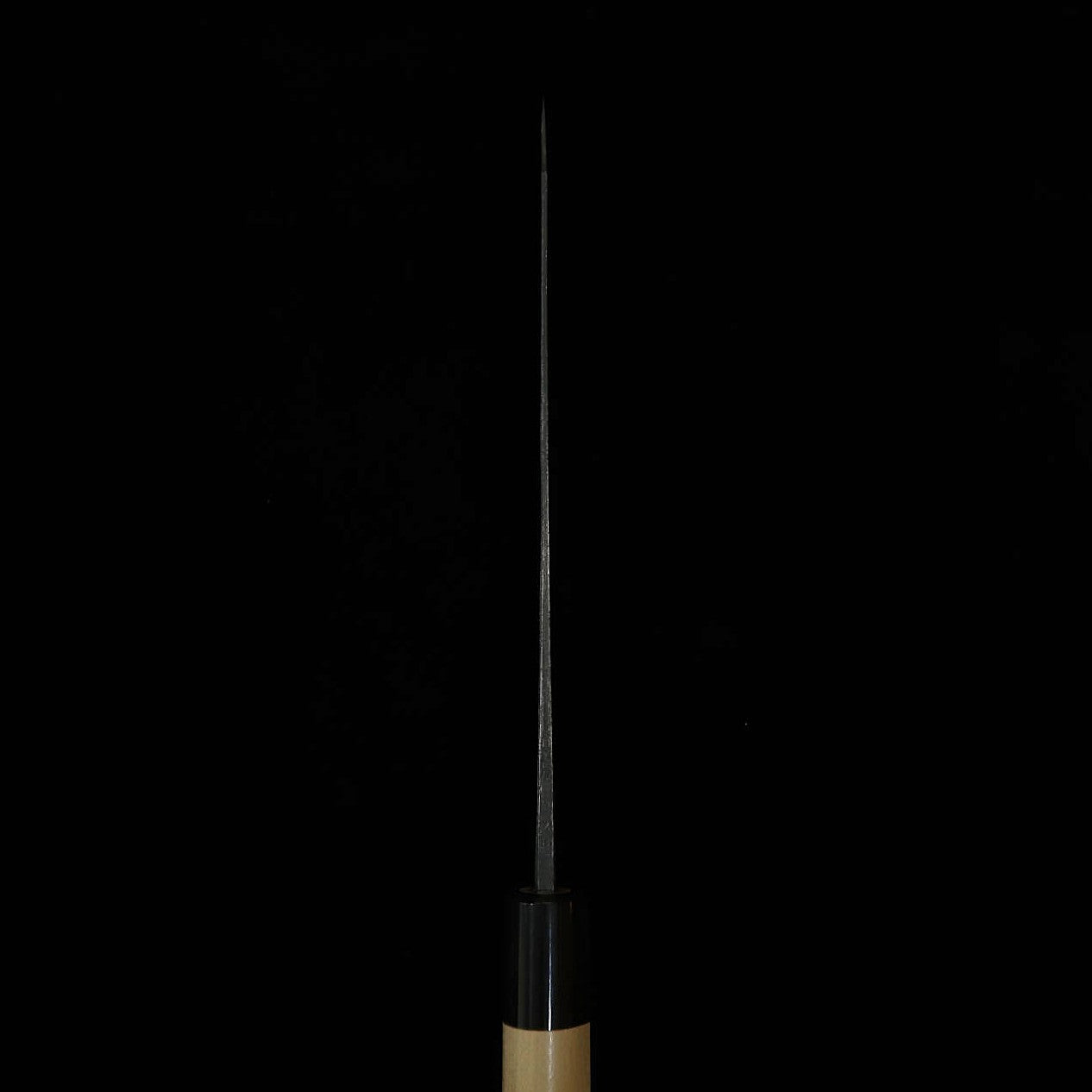 MIURA Kiritsuke Gyuto aço Aogami nº 2, forjado à mão, cabo em madeira de magnólia com reforço de chifre de búfalo (210mm)