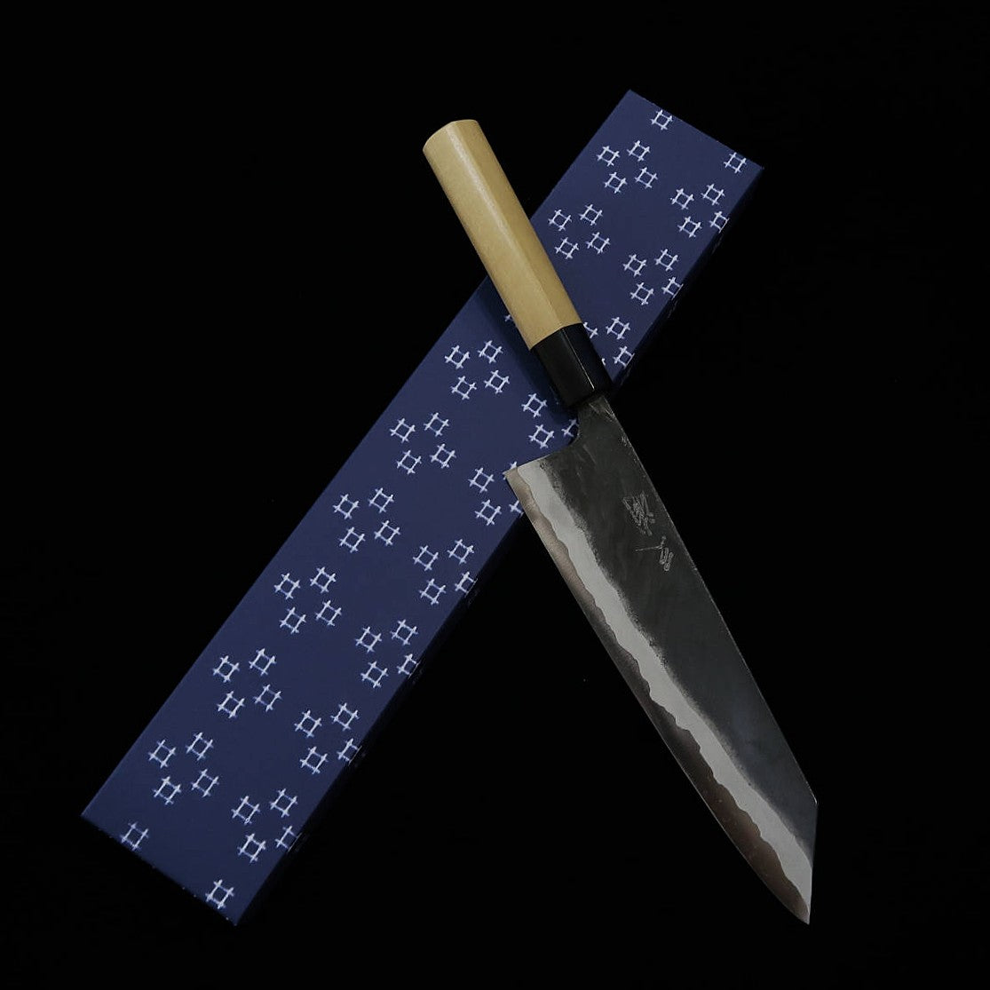 MIURA Kiritsuke Gyuto aço Aogami nº 2, forjado à mão, cabo em madeira de magnólia com reforço de chifre de búfalo (210mm)