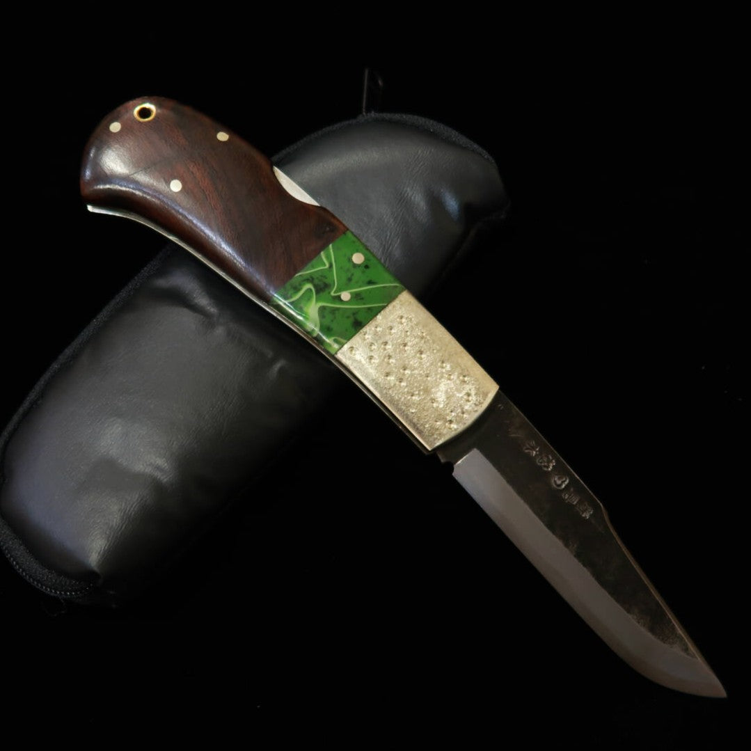 TAKEDA Cutlerie – Forgeron artisanal de Bitchū, œuvre de Fumio Inagaki – Couteau pliant à verrouillage arrière, résine/Ironwood