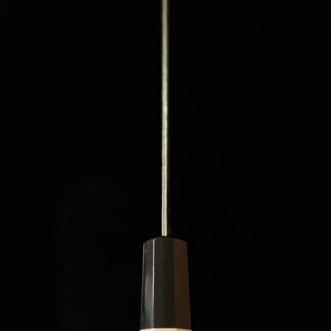 MIURA 三浦 petty AUS10 damasco mate, martillado, mango octogonal de magnolia y cuerno (150 mm)