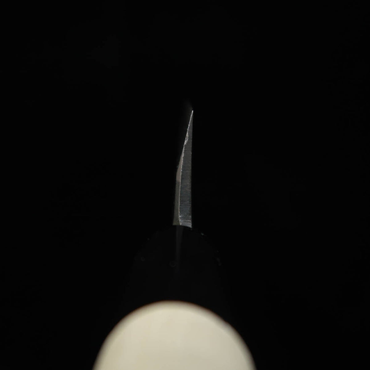 MIURA Edo-gata unagisaki (cuchillo para anguila tipo Edo) Shirogami #2 mango de búfalo y magnolia (165 mm)