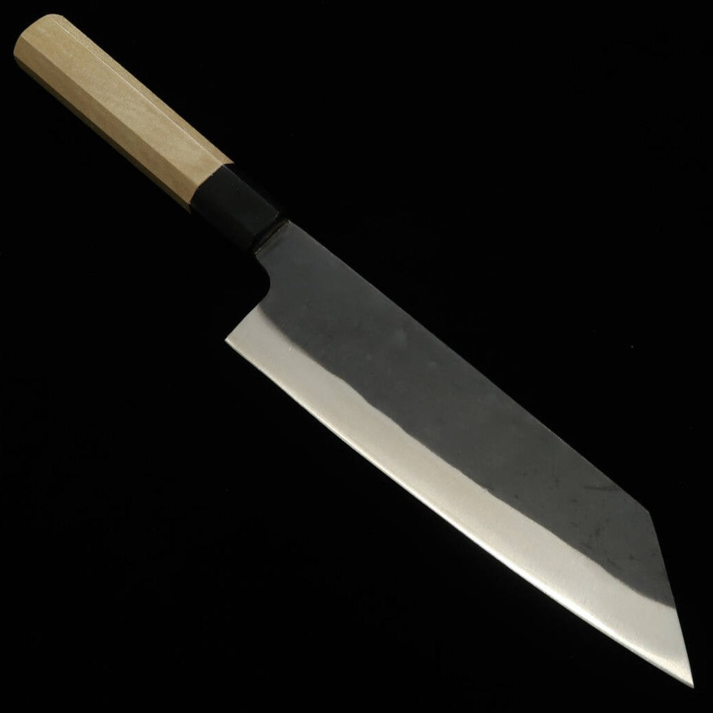 Miura Bunka, acier Aogami n°1, acier inoxydable cladding, finition kuro-uchi, manche octogonal en bois de buffle et magnolia (190 mm).