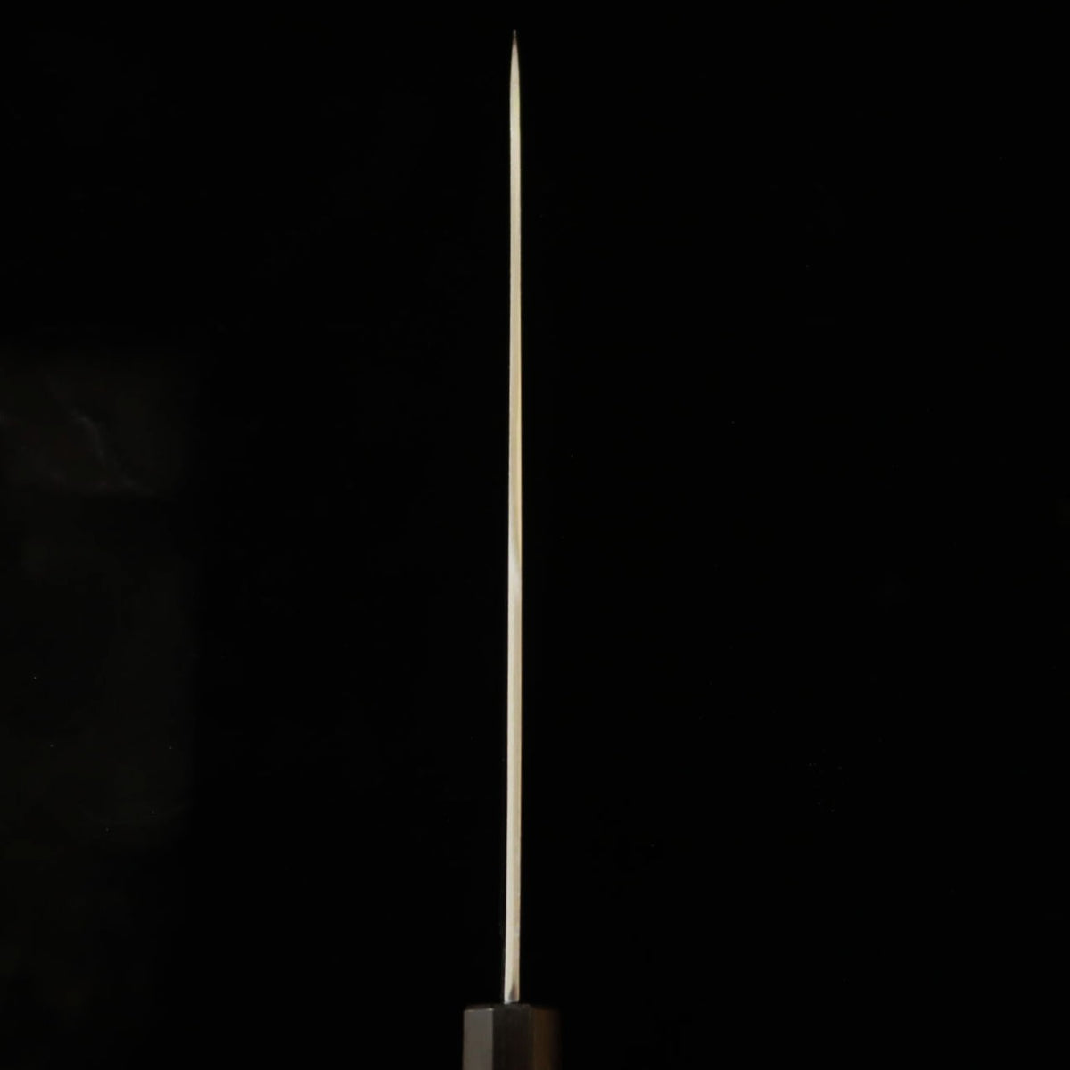 KAGEKIYO Gyuto japonais Shirogami n°2 Manche octogonal en noyer (210 mm)