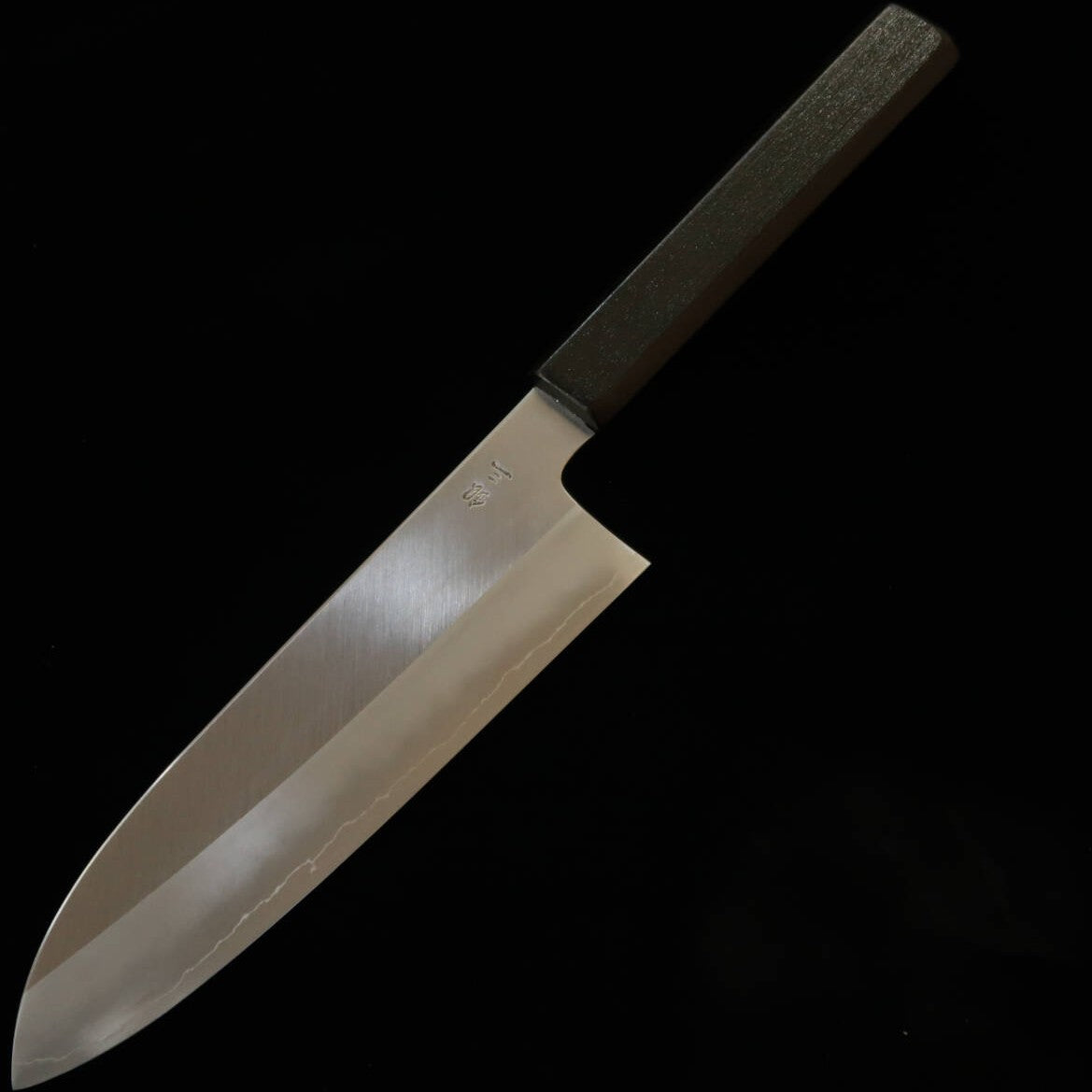 KAGEKIYO Kagekiyo – Santoku japonais Gin-3, manche laqué (180 mm)