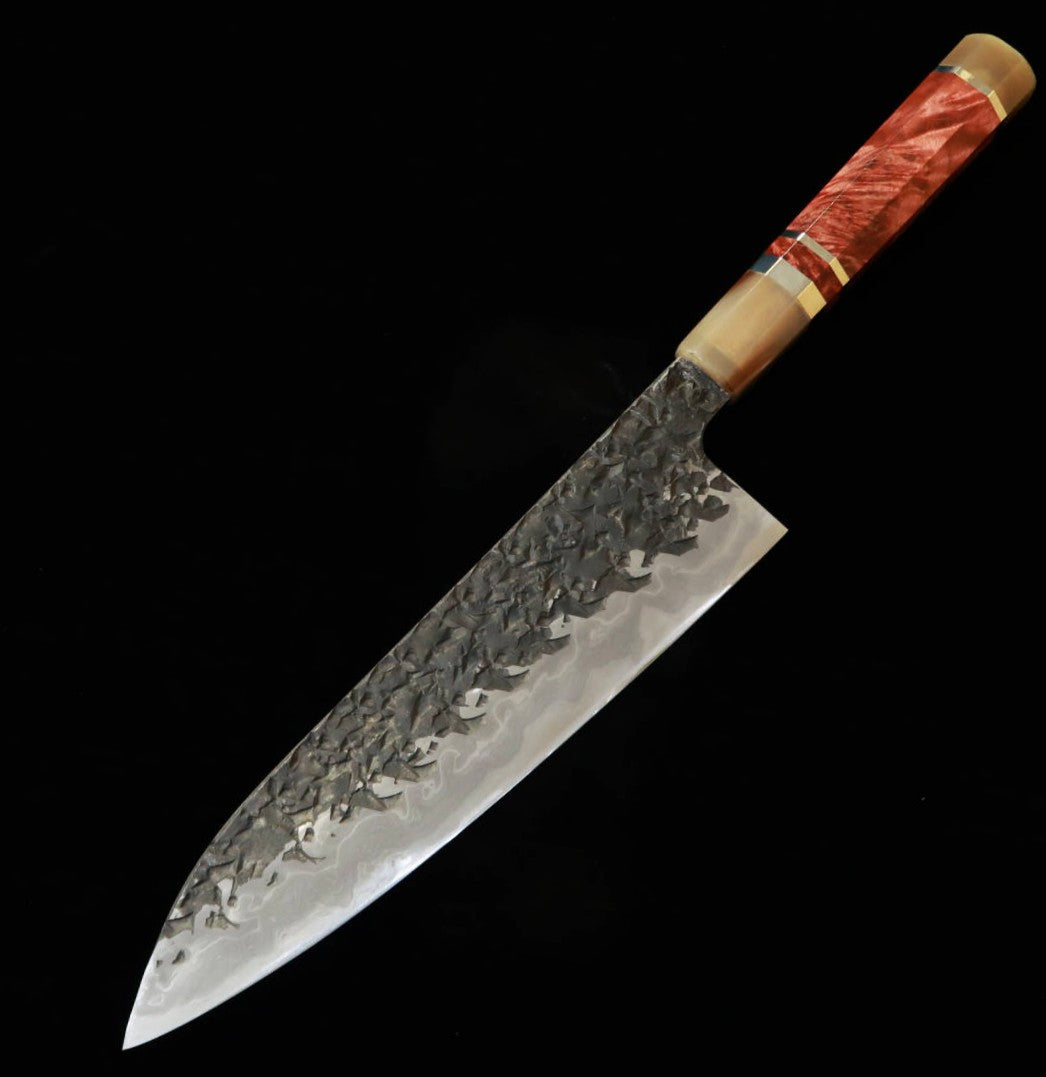 KISUKE [ENN] Manaka Hamono Gyuto, Aogami No.1, Kurouchi Tsuchime Damascus Honkasumi Polish, Red-Brown Stabilized Handle (240mm)