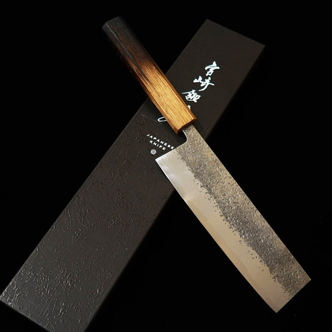 MIYAZAKI KAJIYA Miyazaki Kajiya – Nakiri Gin-3, damas martelé, traitement cryogénique, manche en chêne laqué brûlé (180 mm)