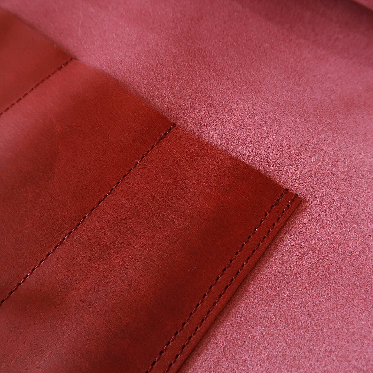 Rouleau à couteaux en cuir YOKU leatherworks Long Lasting Leather Rouge 4P (4 pièces/emplacements)