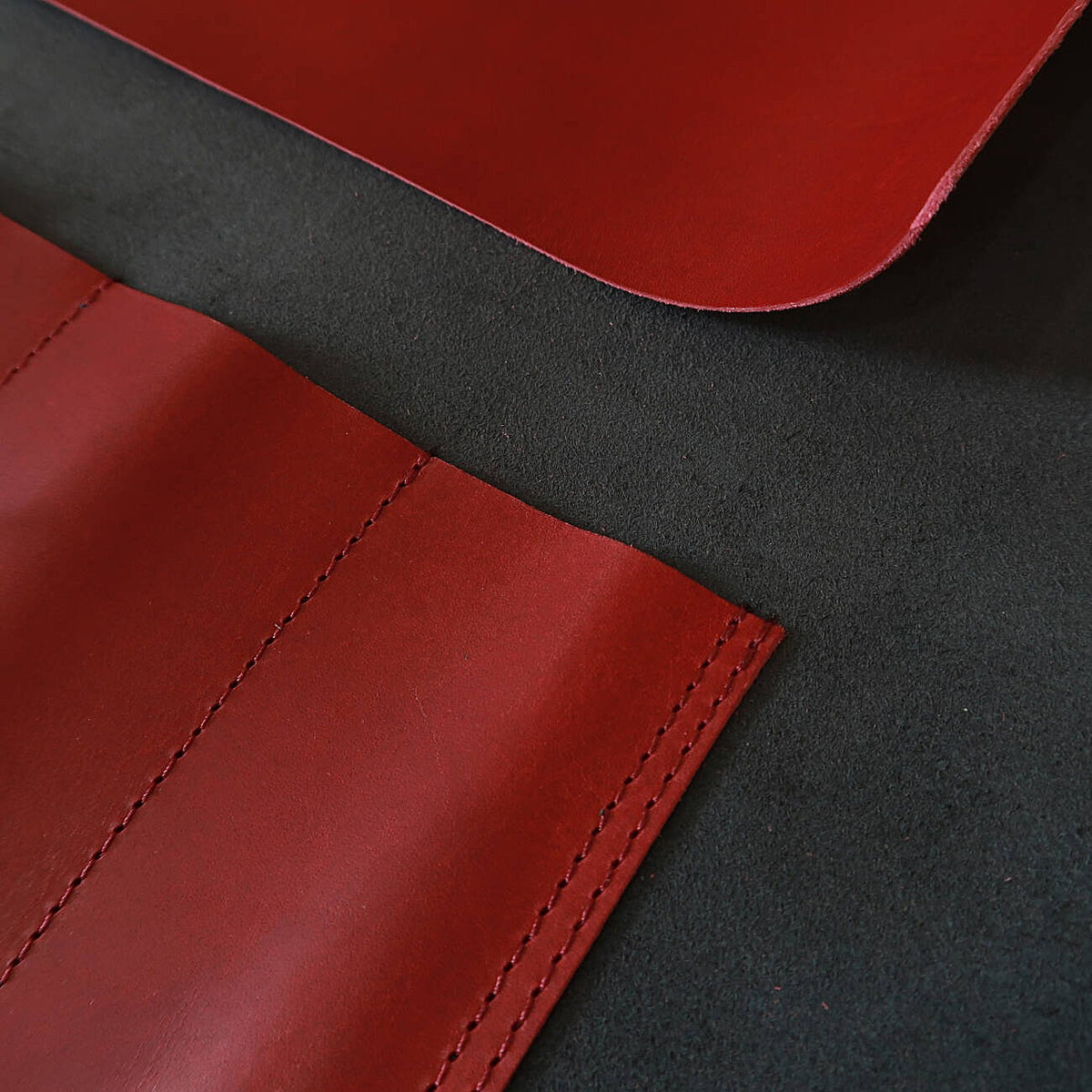 YOKU leatherworks Porta-facas em couro Knife Roll Long Lasting Leather Azul × Vermelho 4 bolsos