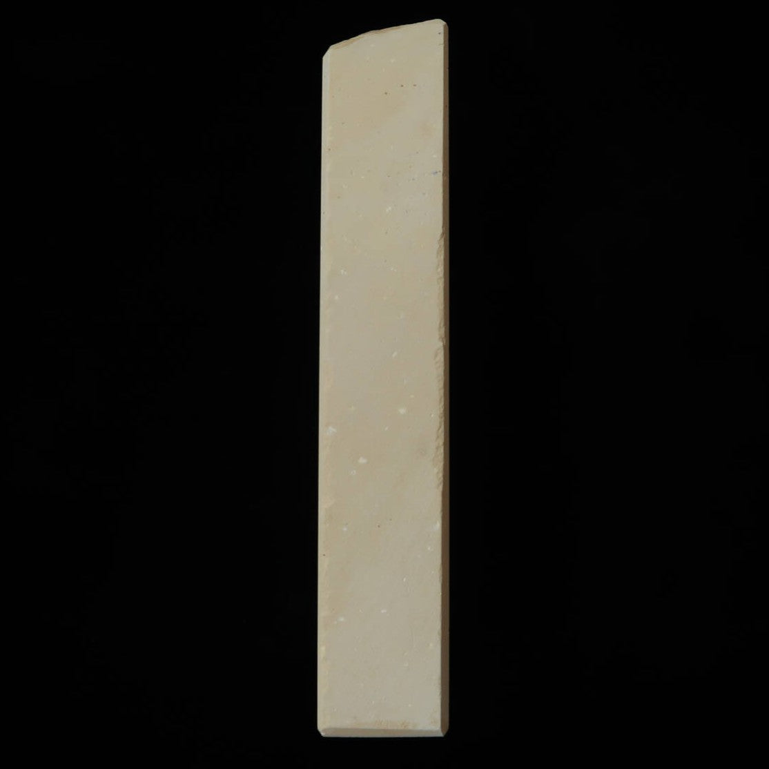 Miotsukushihime pedra de amolar natural Iyo Meito M48 “Shayou” em caixa de madeira 105 × 186 × 32 mm
