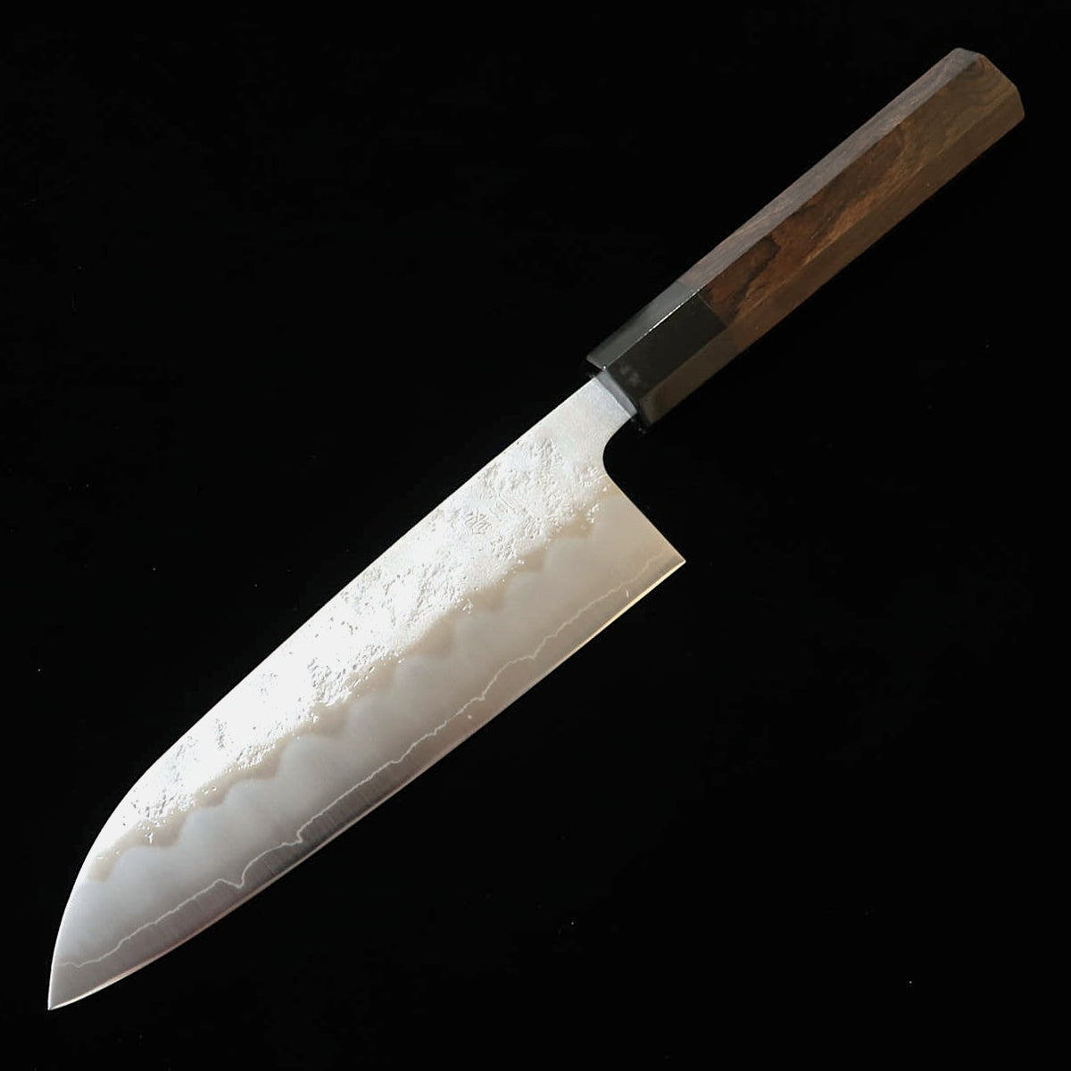 Miura MIURA Santoku Aço Gin-3 Acabamento Nashiji Cabo Octogonal em Ébano (165 mm)