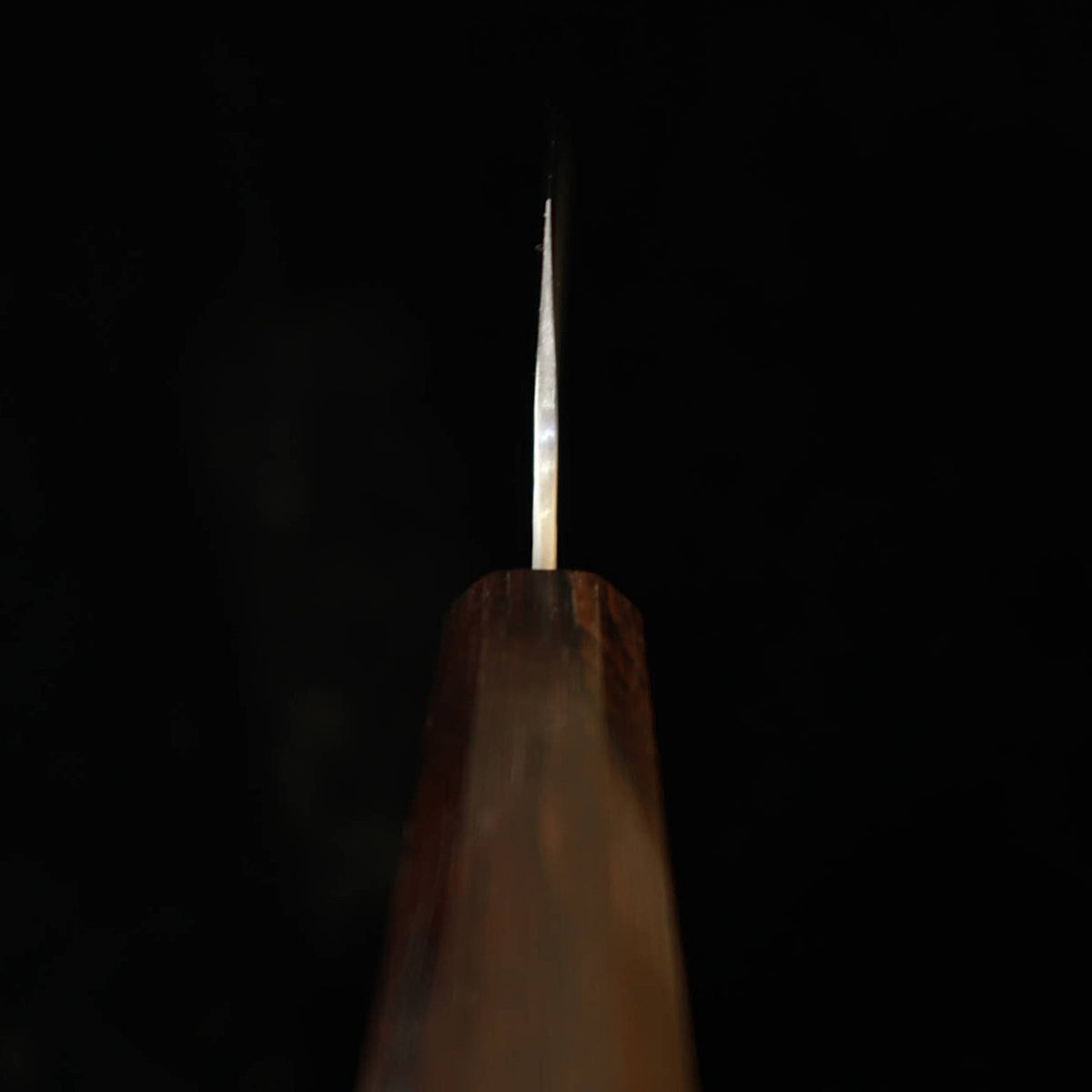 二唐刃物鍛造所 NIGARA SG2 磨き槌目 三徳 黒檀八角柄 (180mm)