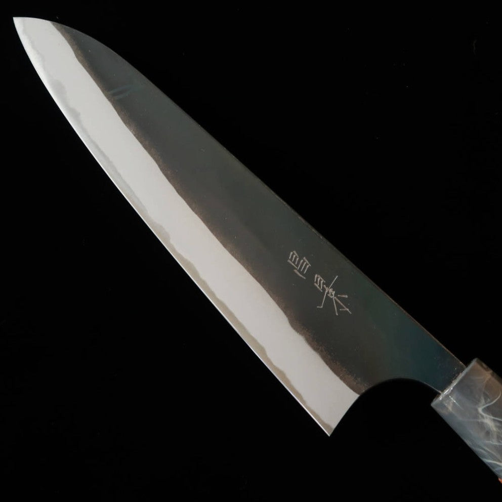MASAKAGE Santoku Serie Azul, Aogami nº2, Kurouchi, Mango de Cerezo Americano (210 mm)