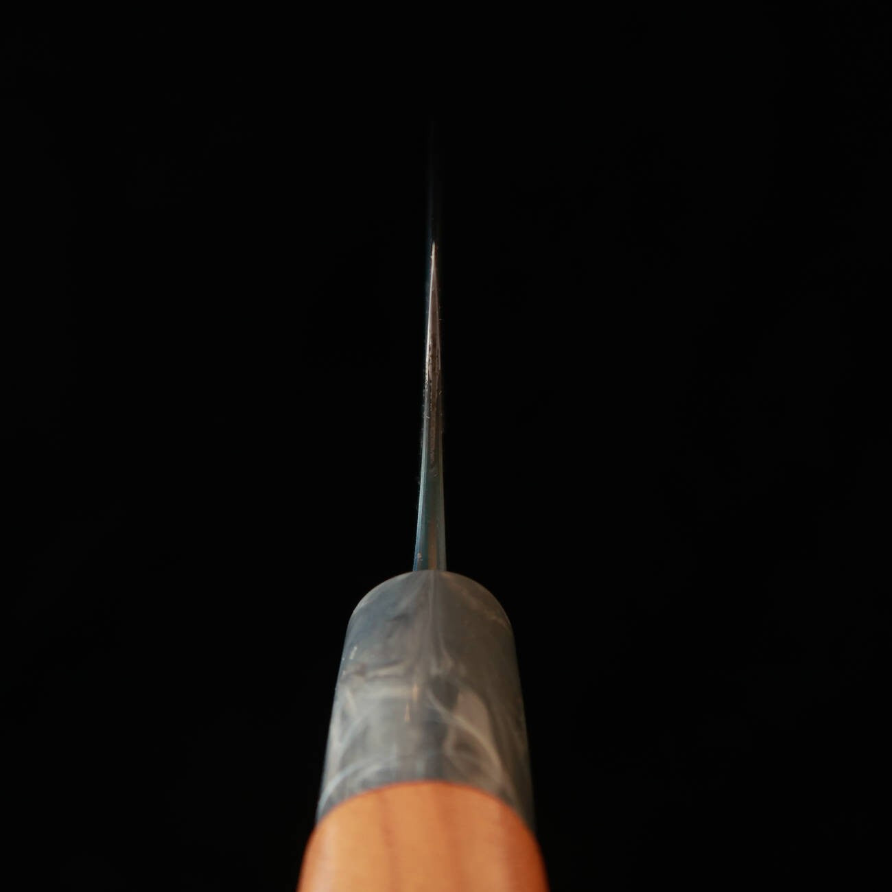 MASAKAGE Santoku Serie Azul, Aogami nº2, Kurouchi, Mango de Cerezo Americano (210 mm)