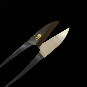MIURA tesoura de costura tipo nigiri com aço soldado, formato de unha, acabamento parker (105 mm)