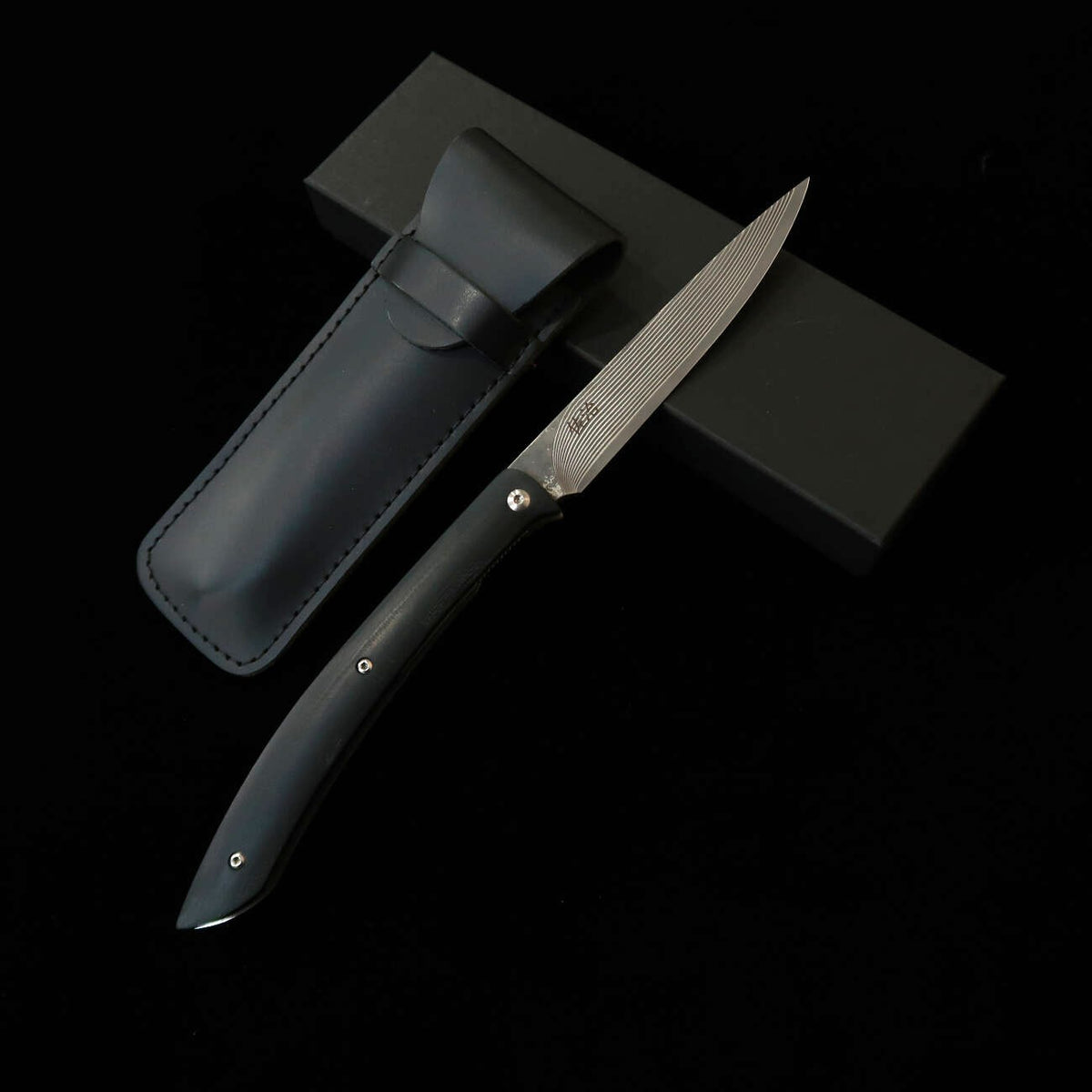 Cuchillo plegable para bistec SAJI TAKESHI R2 Micarta negra (100mm)