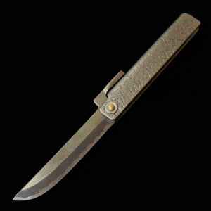 Couteau Higo forgé par Tomita, grande lame type sabre, acier doux forgé, finition lime, avec boîte en paulownia et pochette de rangement (90 mm)