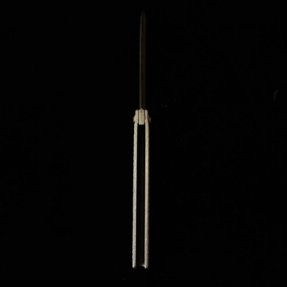 Couteau Higo forgé par Tomita, grande lame type sabre, acier doux forgé, finition lime, avec boîte en paulownia et pochette de rangement (90 mm)