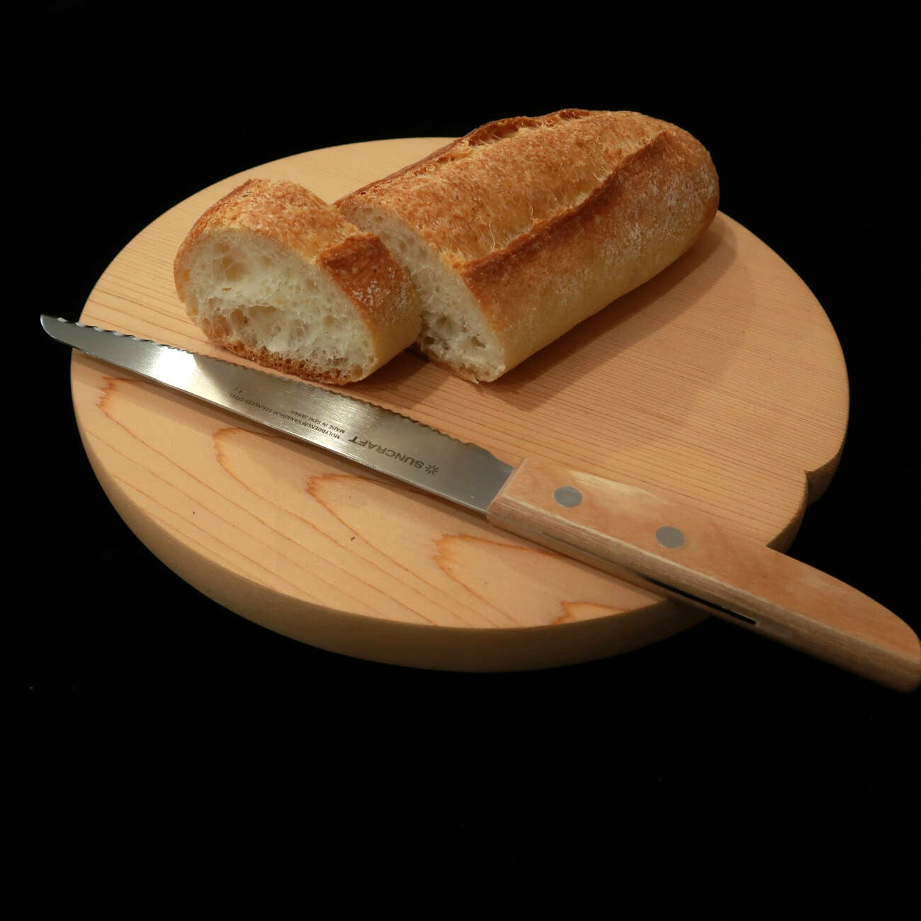 Kiso sawara round cutting board (240/270mm)