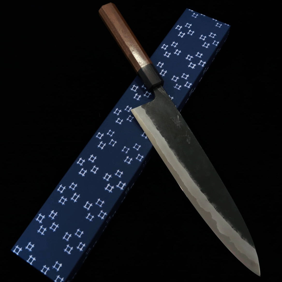 Miura by Shindo - Gyuto Aogami #2 Kurouchi, cabo octogonal de nogueira (240/270mm)