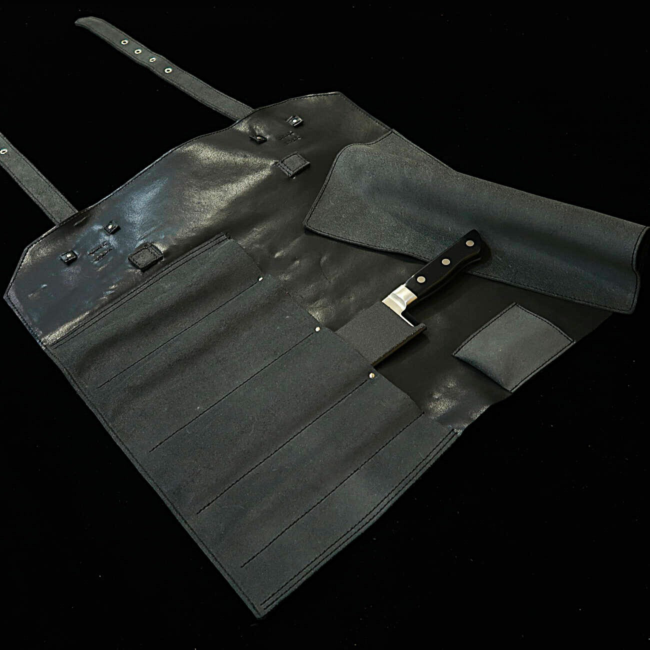 YOKU leatherworks　レザーナイフロール 床革ブラック　鞄型　